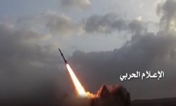 خبرگزاری فارس: شلیک موشک بالستیک به مقر نیروهای ائتلاف سعودی در ساحل غربی یمن